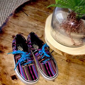 Guate Vans Multicolored stripes W 7.5 M 6